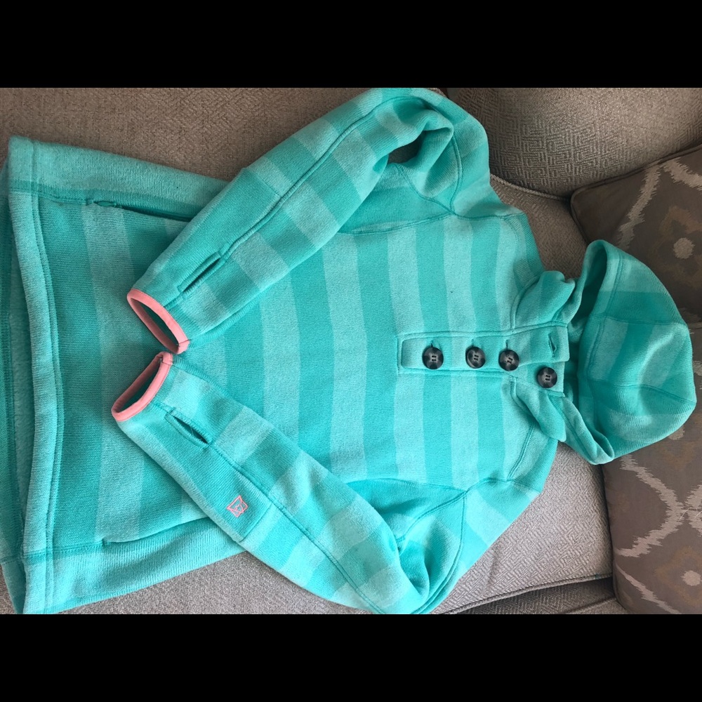 Super warm and cozy hoodie!